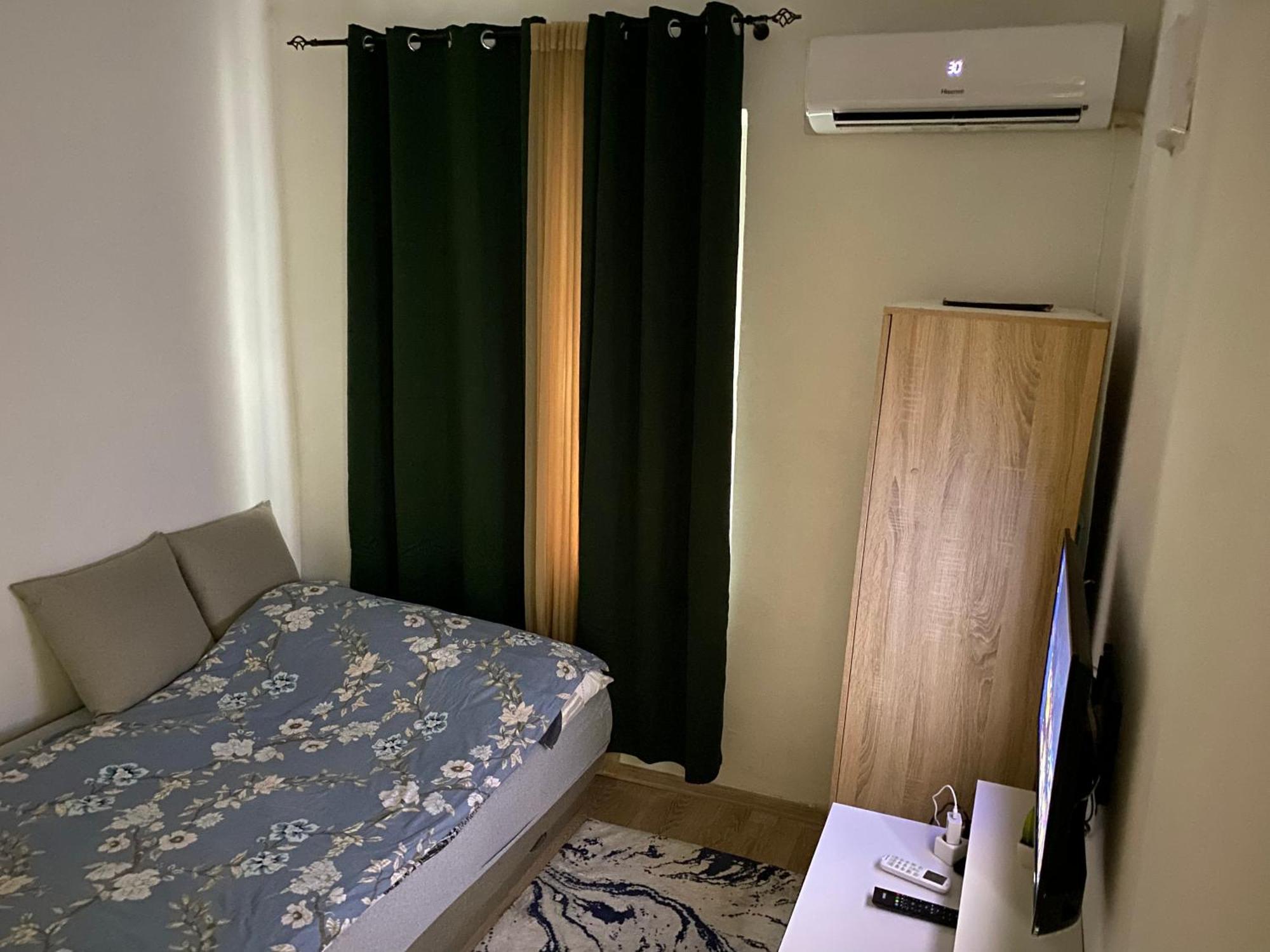 Center Studio Apartment Подгорица Екстериор снимка